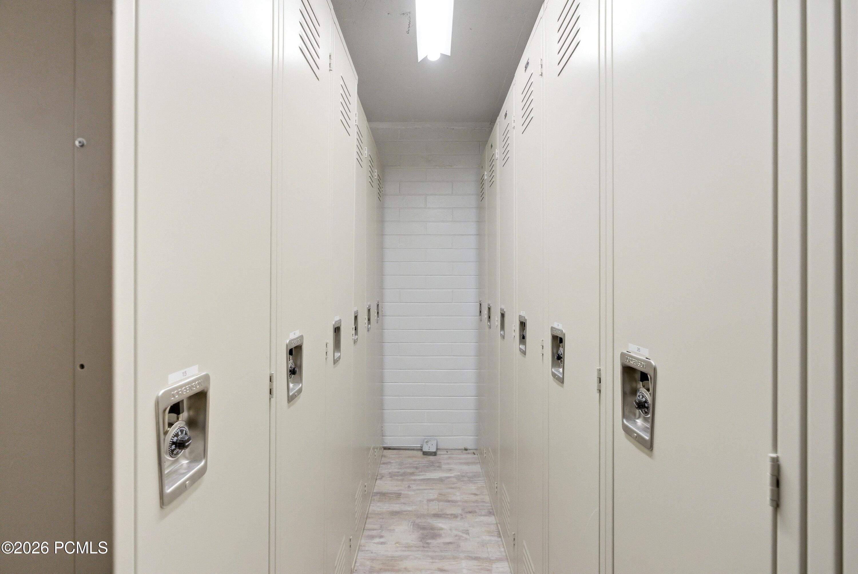 2000 Prospector Avenue 102