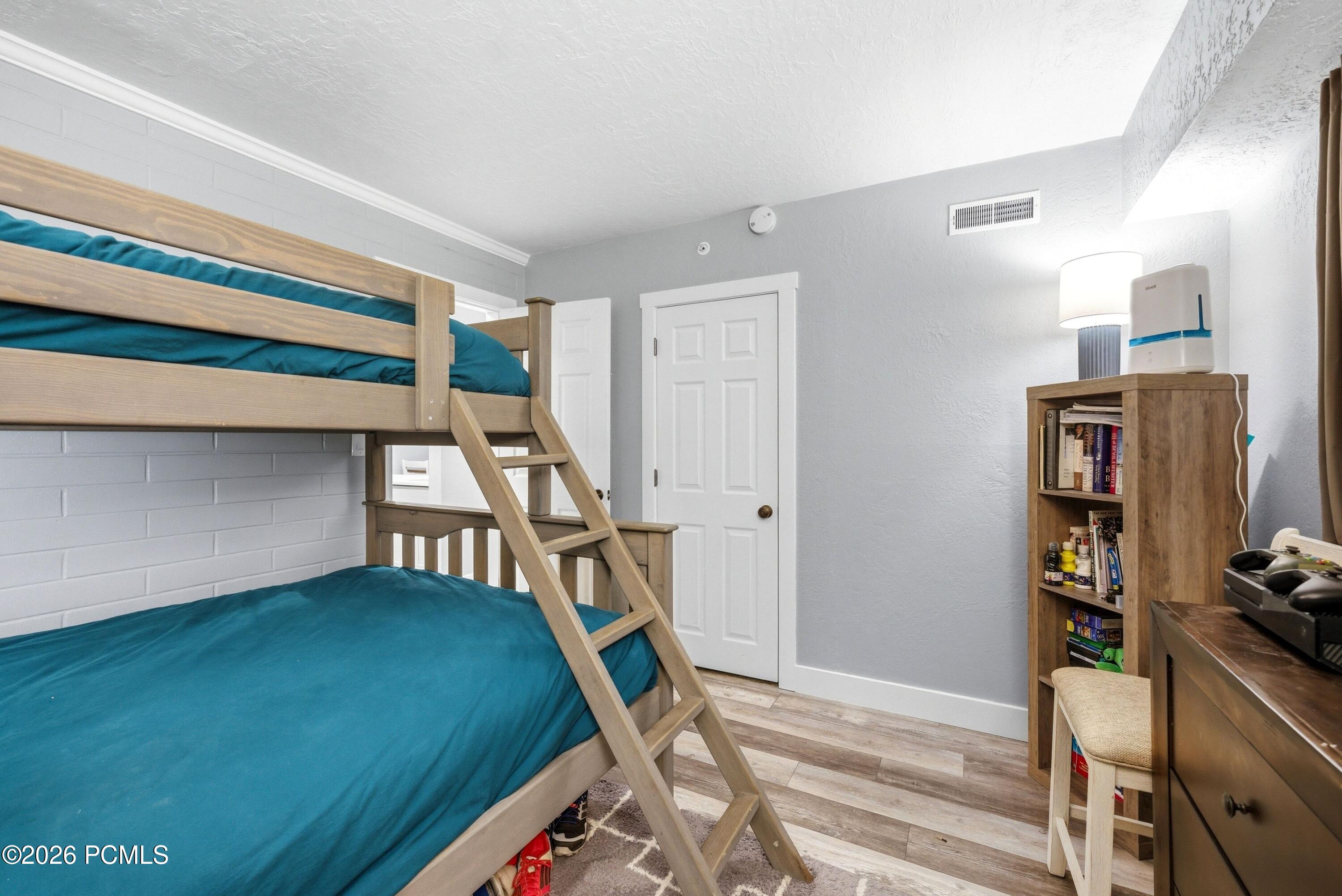 2000 Prospector Avenue 102