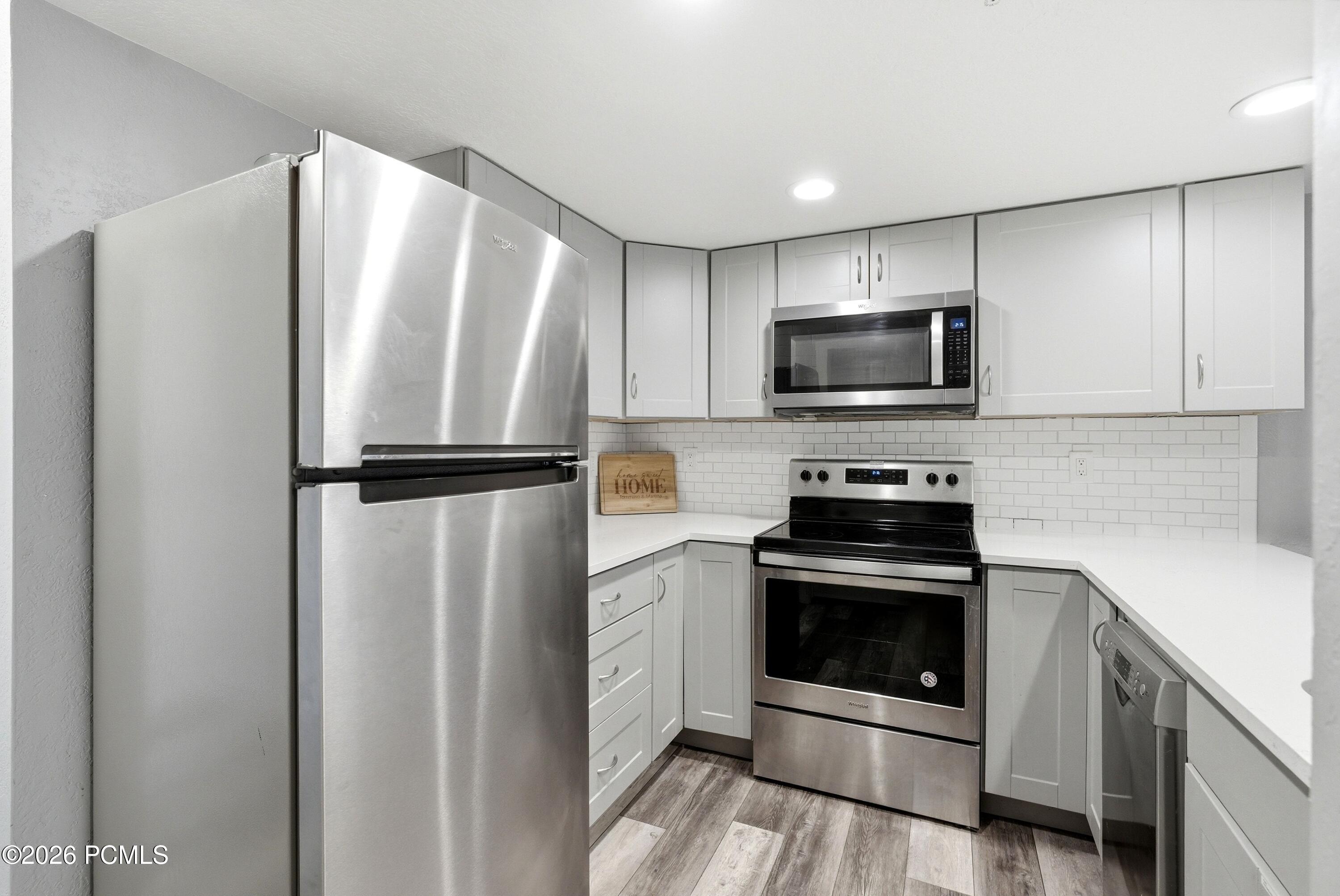 2000 Prospector Avenue 102