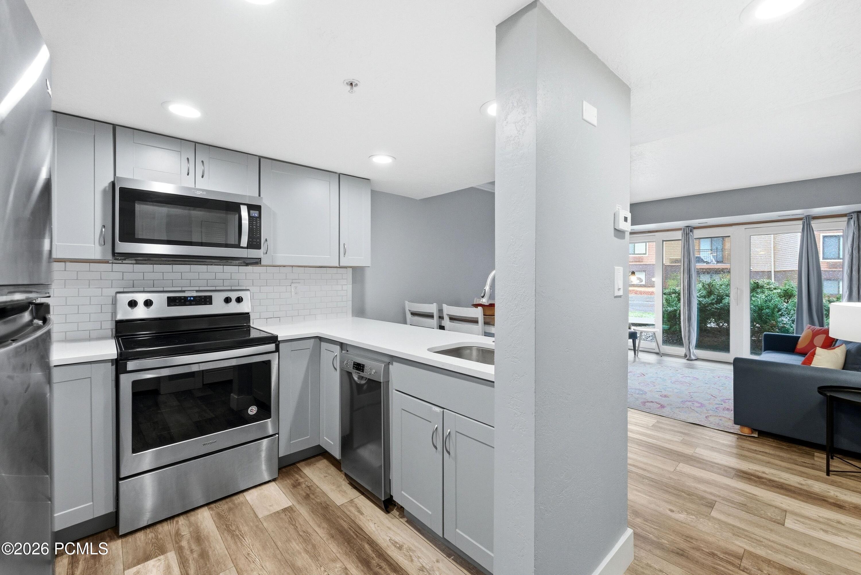 2000 Prospector Avenue 102