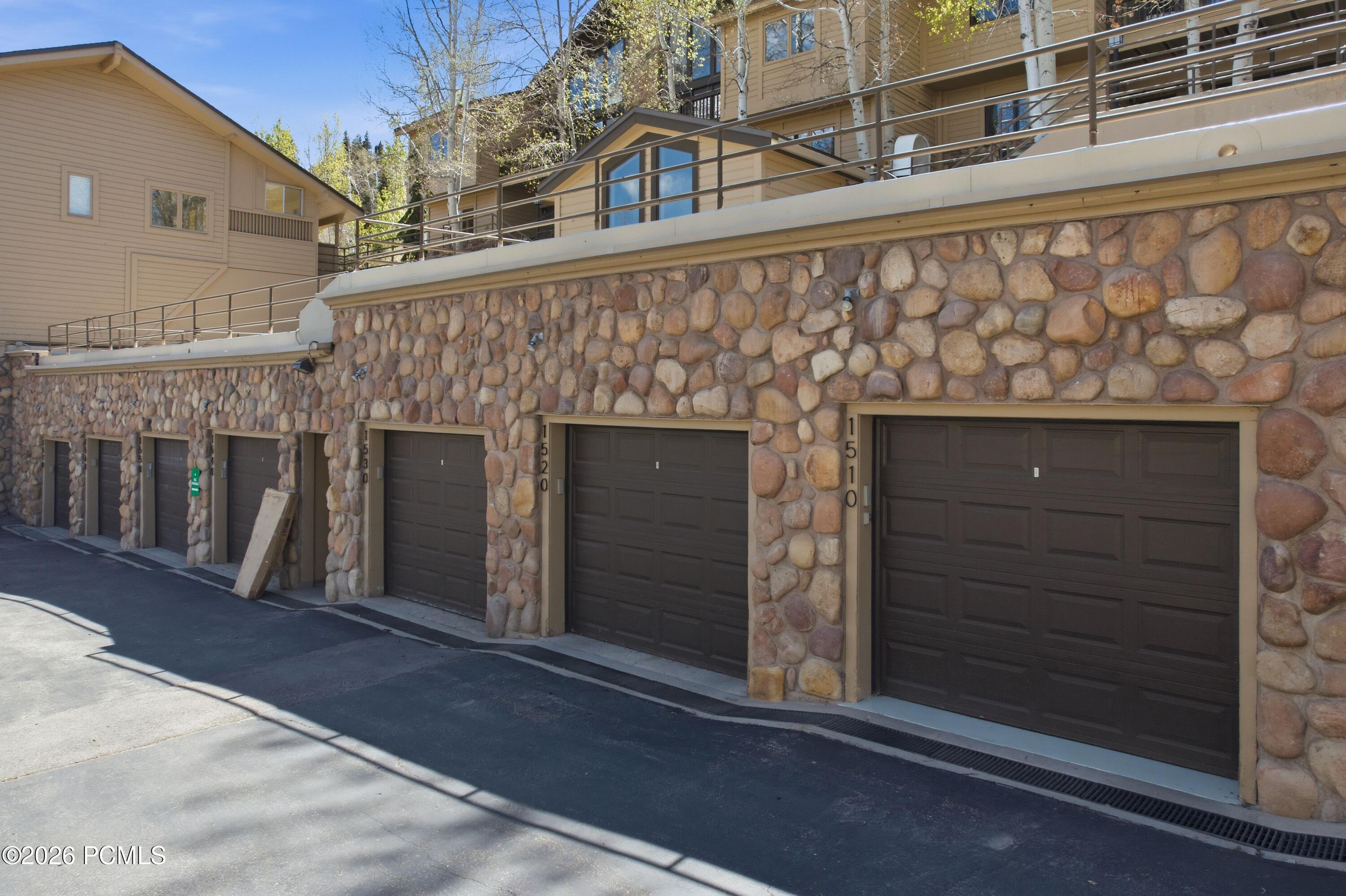 1510 S Deer Valley Drive 24