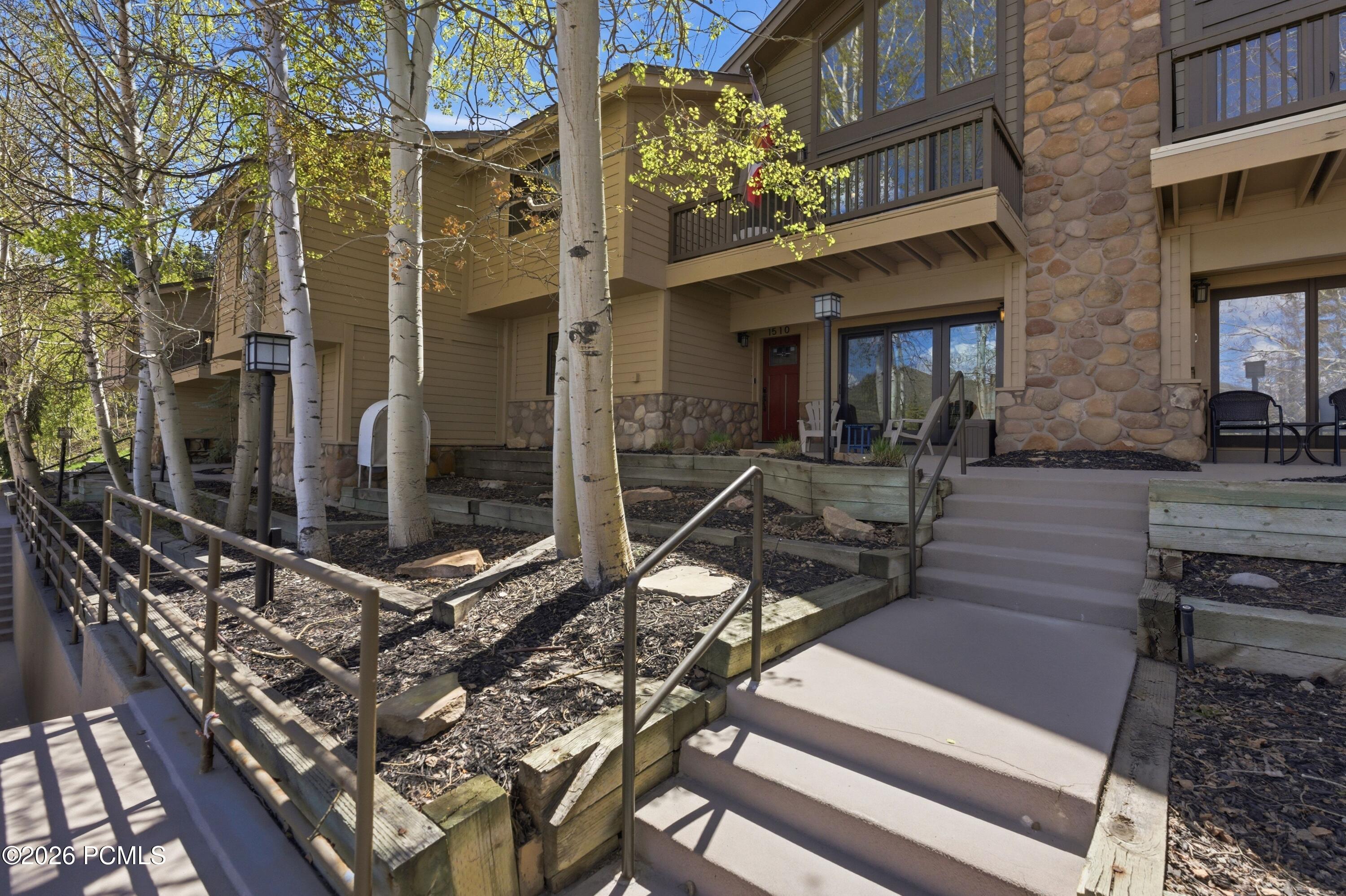1510 S Deer Valley Drive 24