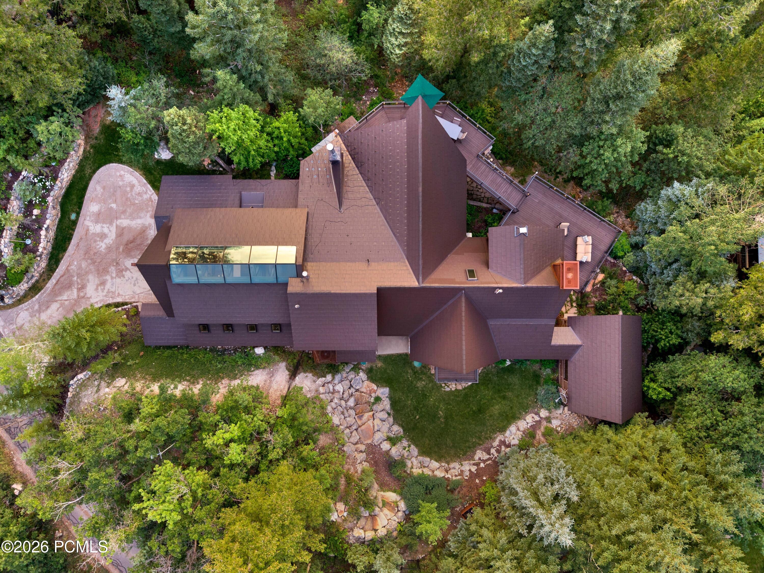 2983 E Ridgetop Drive