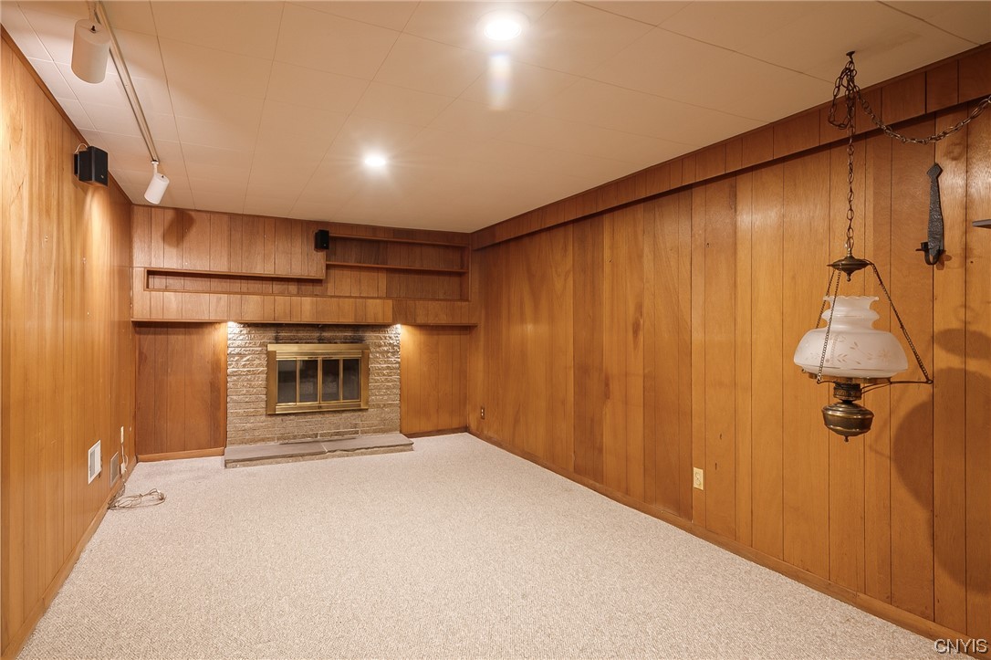 105 Cedar Lane