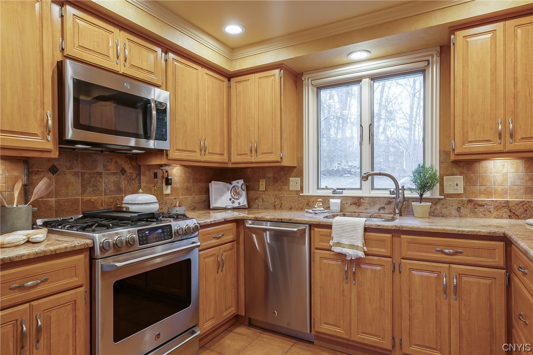 105 Cedar Lane