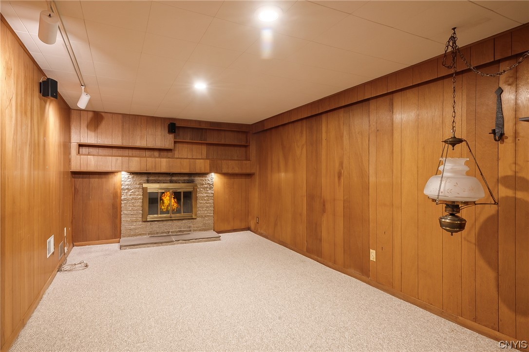 105 Cedar Lane