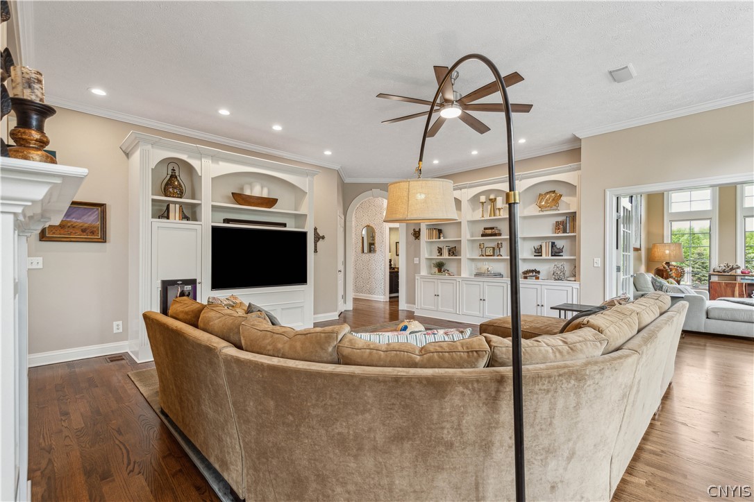 7534 Plum Hollow Circle