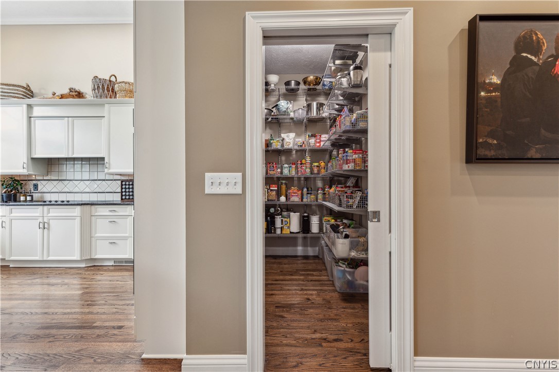 7534 Plum Hollow Circle