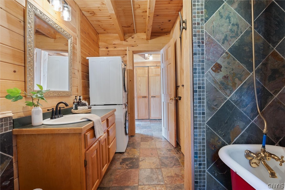 2028 Lower Burma Road