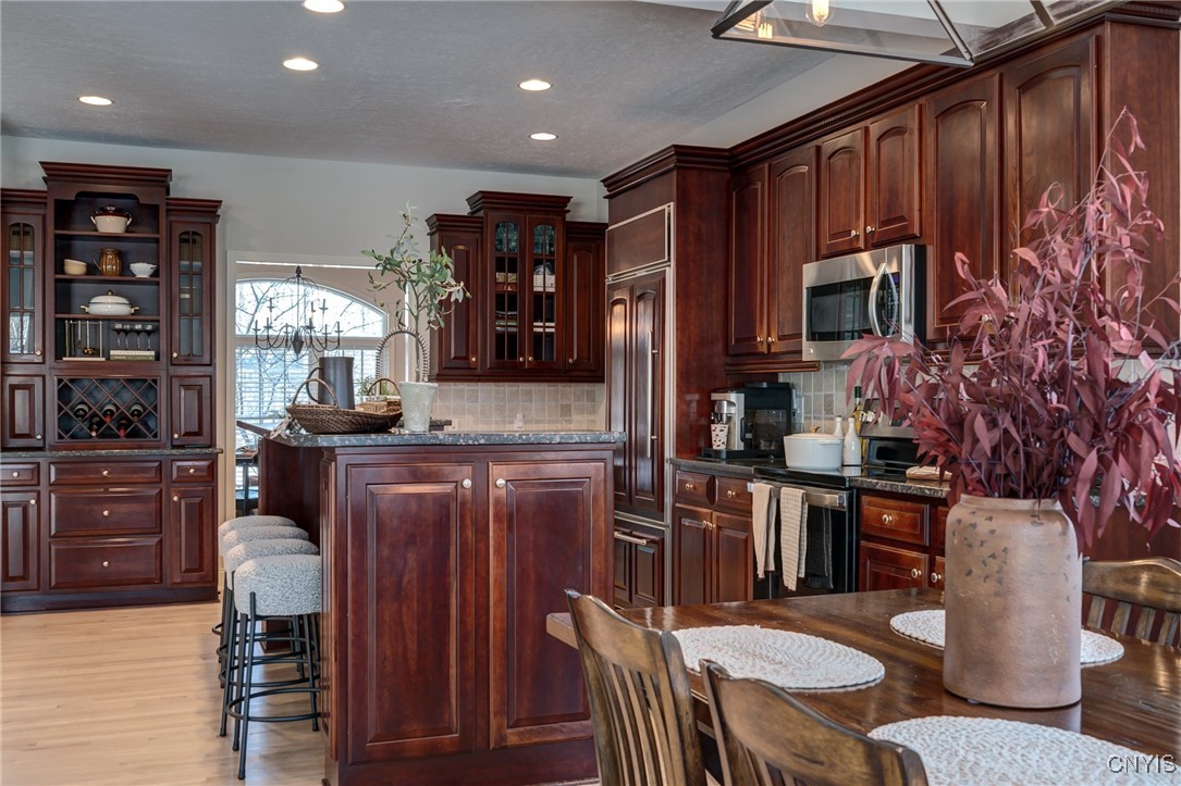 8271 Ashington Drive