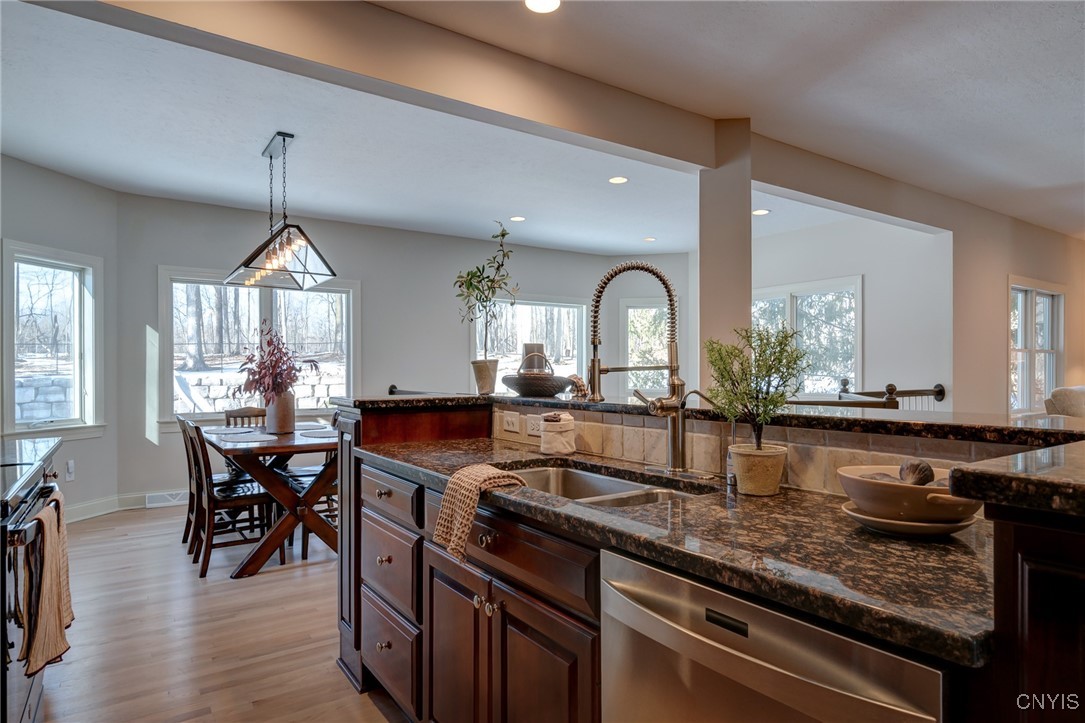 8271 Ashington Drive