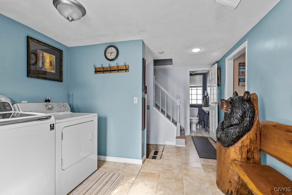 8984/8998 Brewerton Road