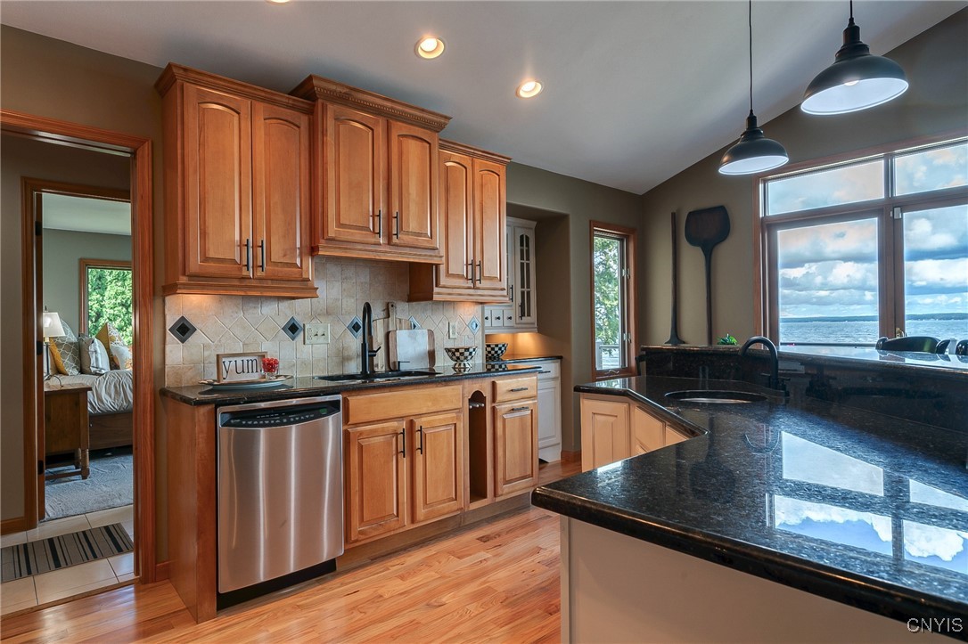 2811 White Haven Road