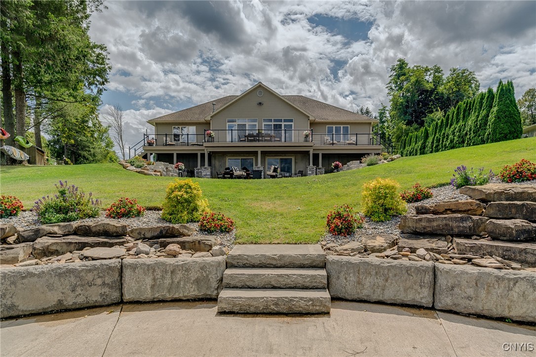 2811 White Haven Road