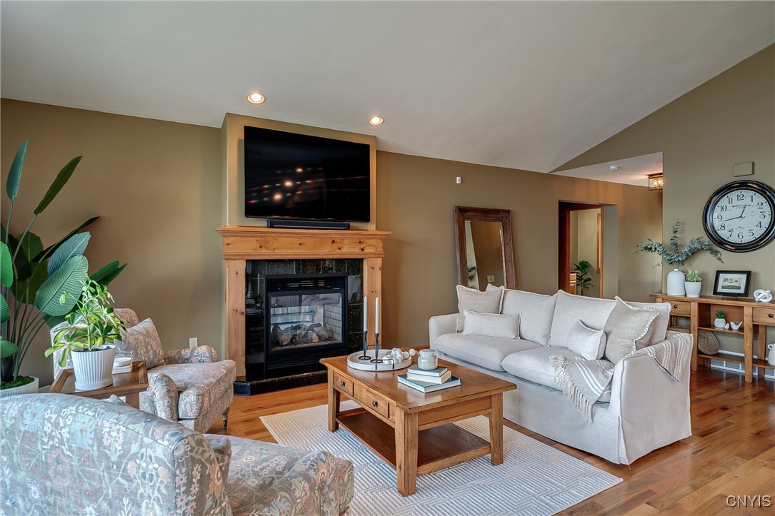 2811 White Haven Road