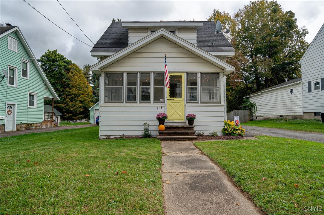 868 Oneida Street