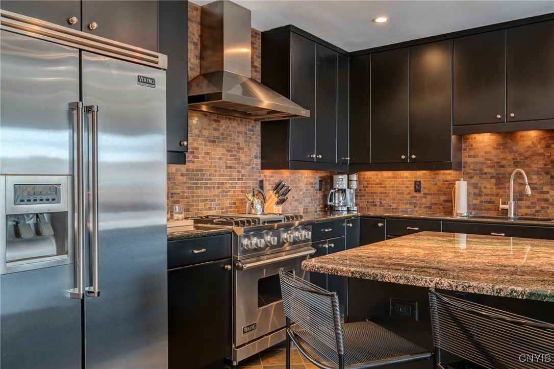 211 West Jefferson Street 405