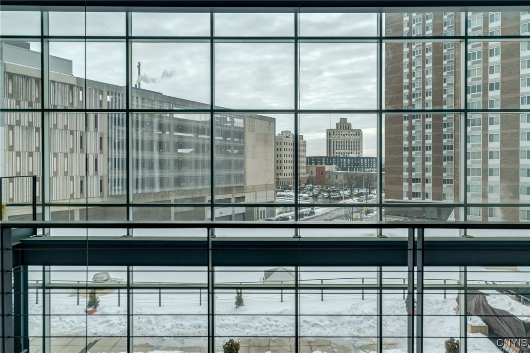 211 West Jefferson Street 405