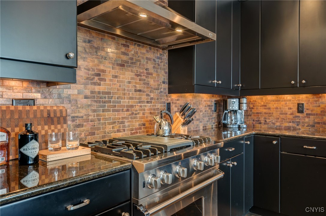 211 West Jefferson Street 405