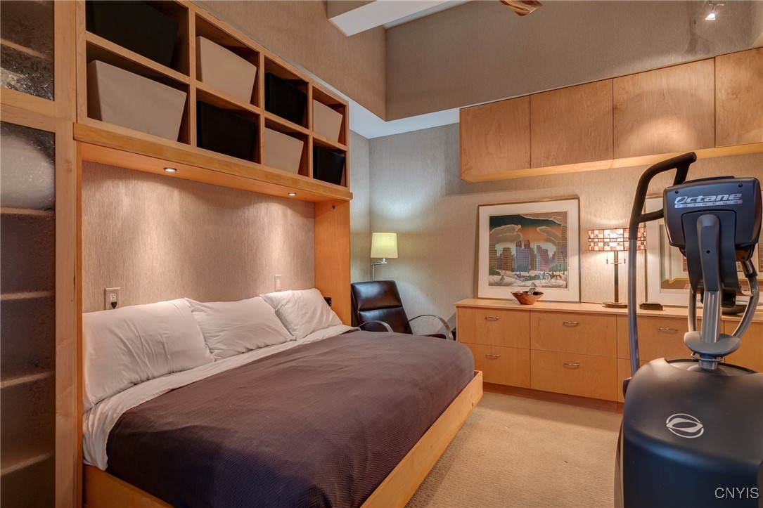 211 West Jefferson Street 405