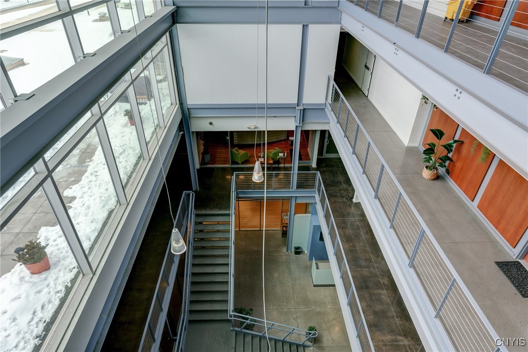 211 West Jefferson Street 405