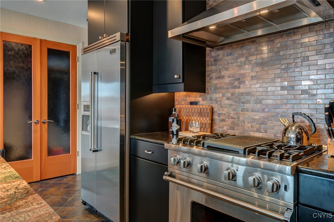 211 West Jefferson Street 405