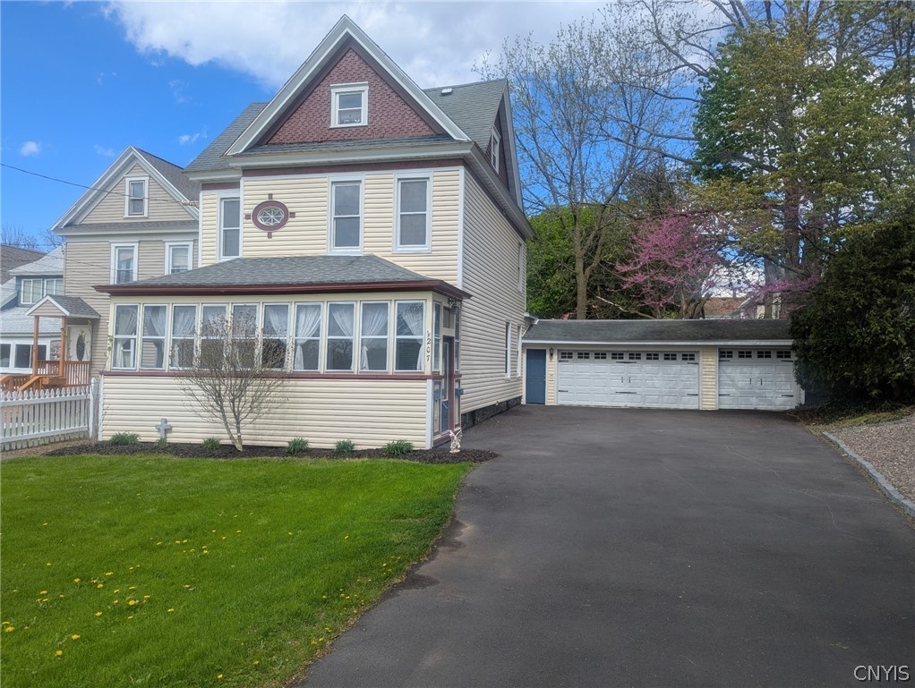 207 South AVERY Avenue