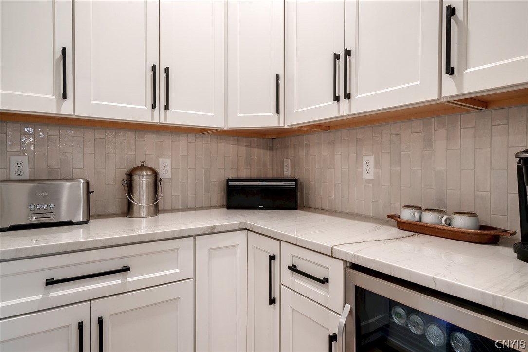 3389 Hickory Knoll Lane