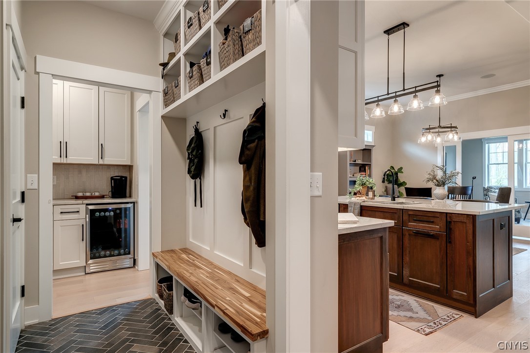 3389 Hickory Knoll Lane