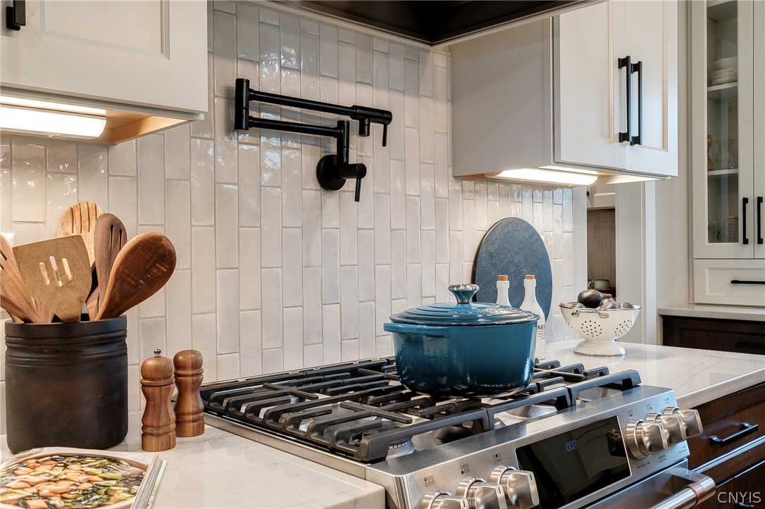 3389 Hickory Knoll Lane