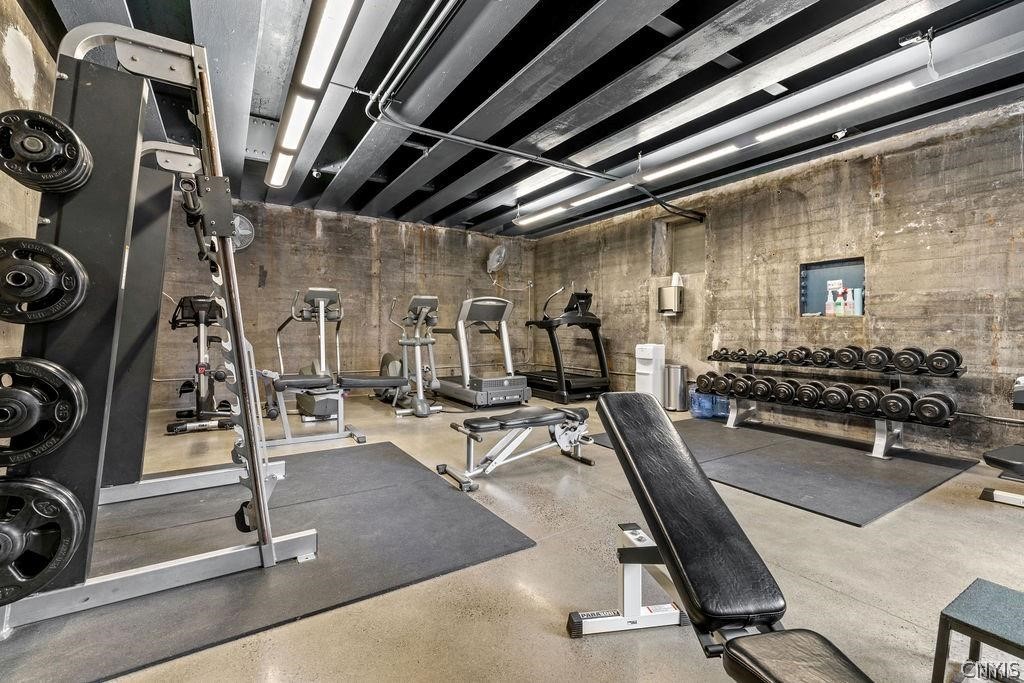 211 West Jefferson Street R302
