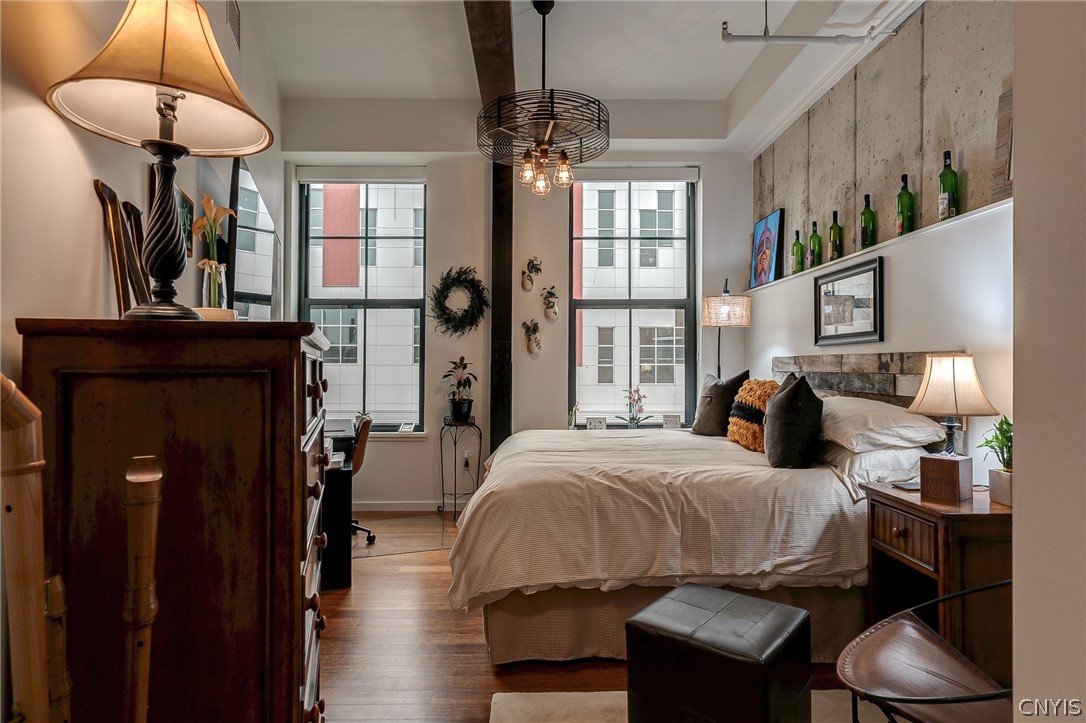 211 West Jefferson Street R302