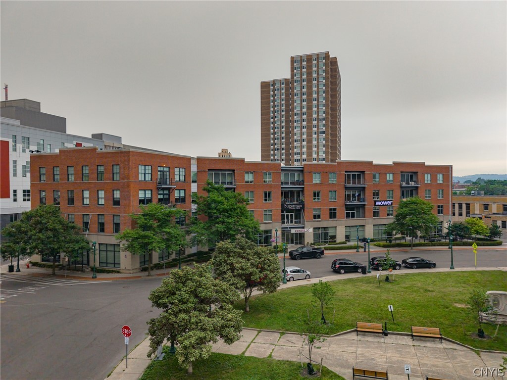 211 West Jefferson Street R302