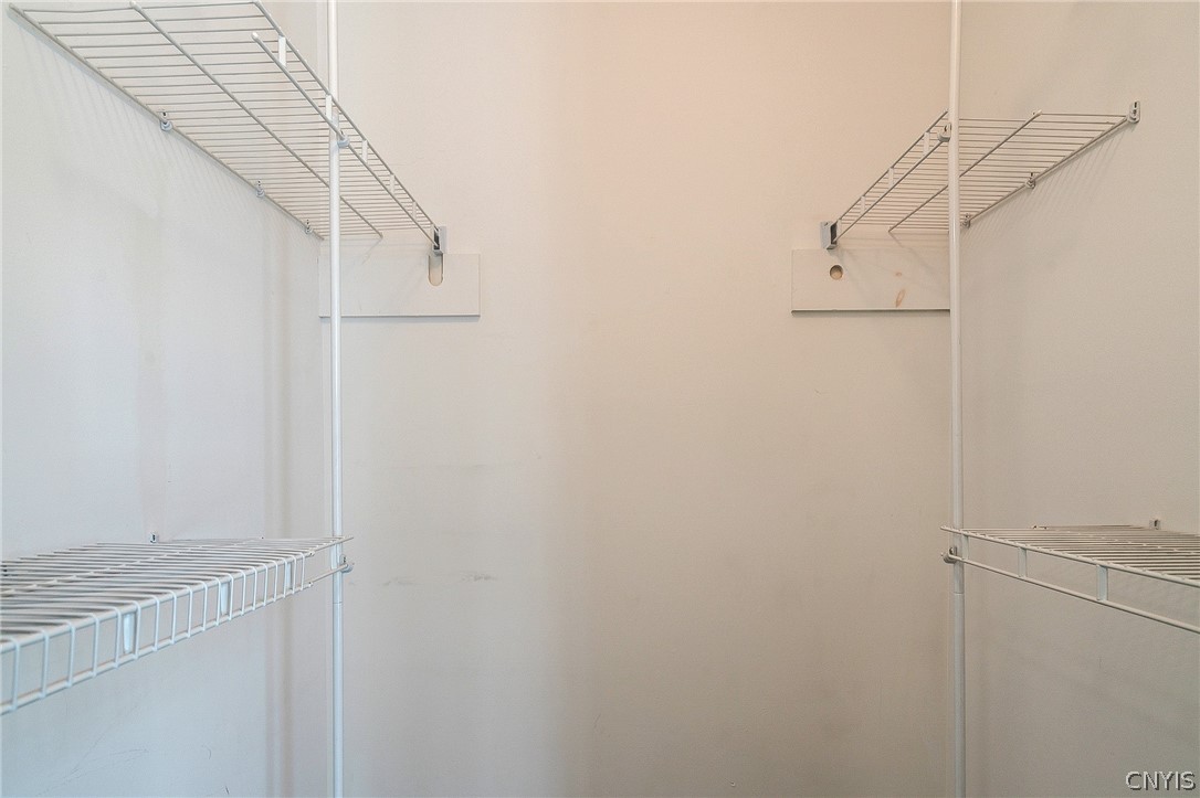 2404 Pipers Court