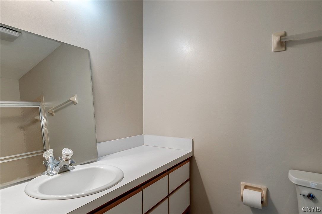 2404 Pipers Court