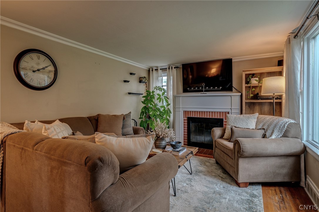 304 Meadow Road