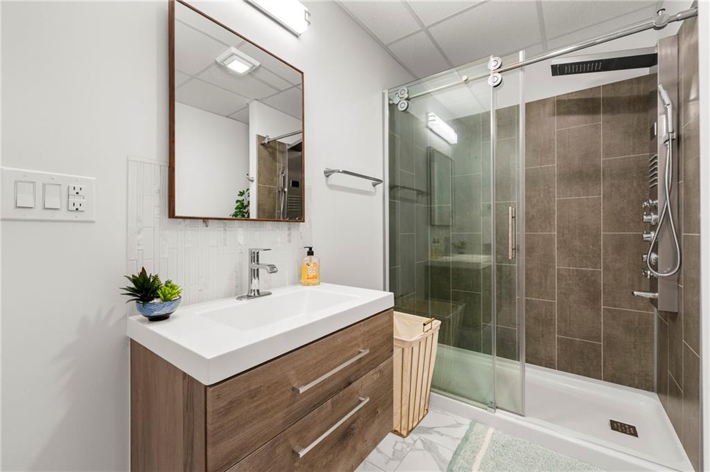 682 Cobblestone Creek Lane