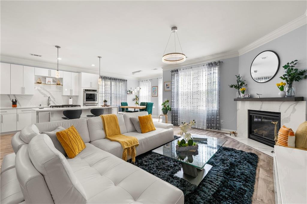 682 Cobblestone Creek Lane