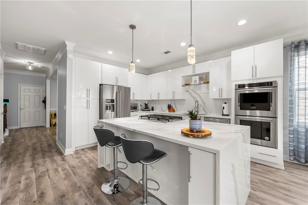 682 Cobblestone Creek Lane