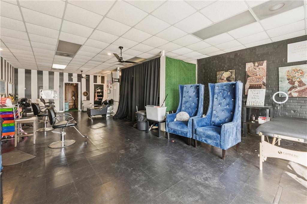 5866 Love Street