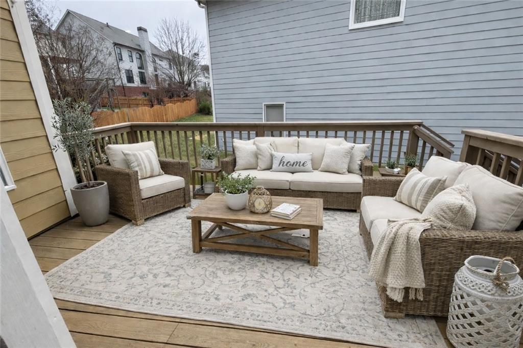 915 Bishops Crossing