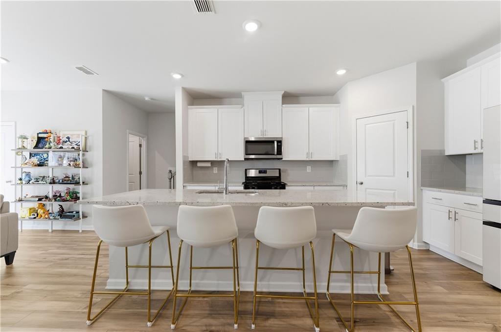 1665 Villageside Court