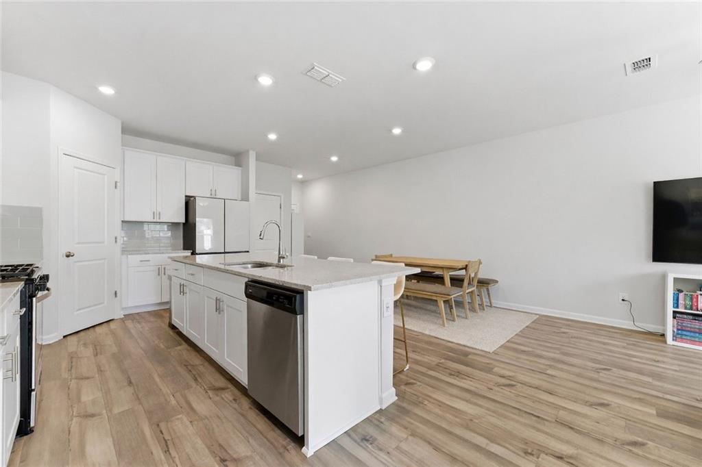 1665 Villageside Court