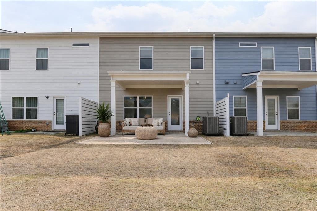 1123 Chastain Drive