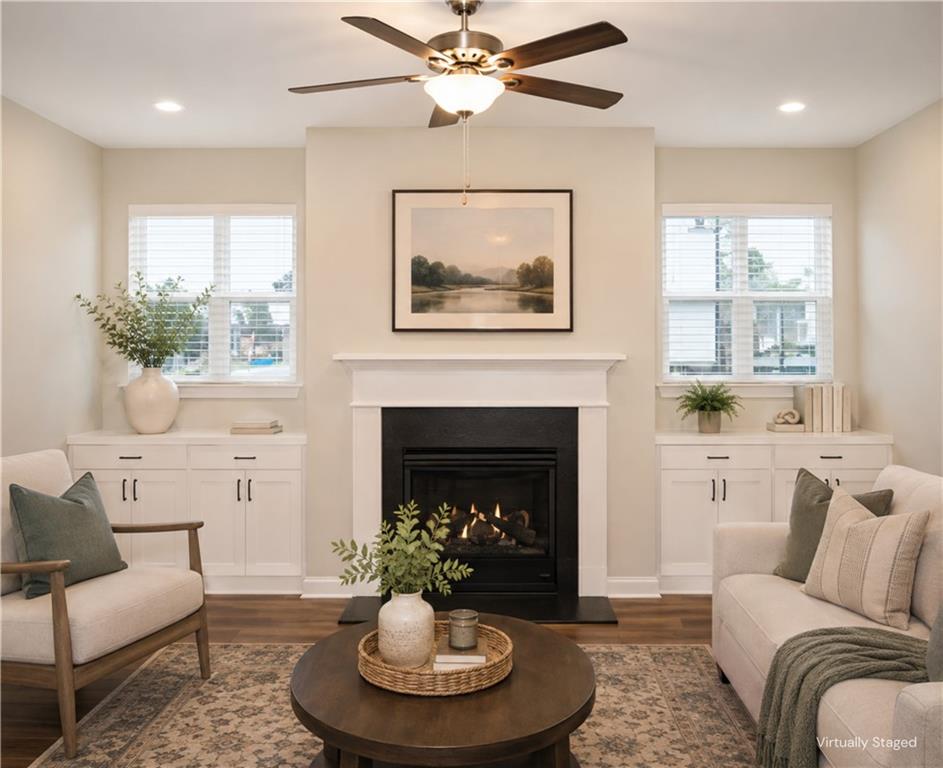 4286 Waxwing Street