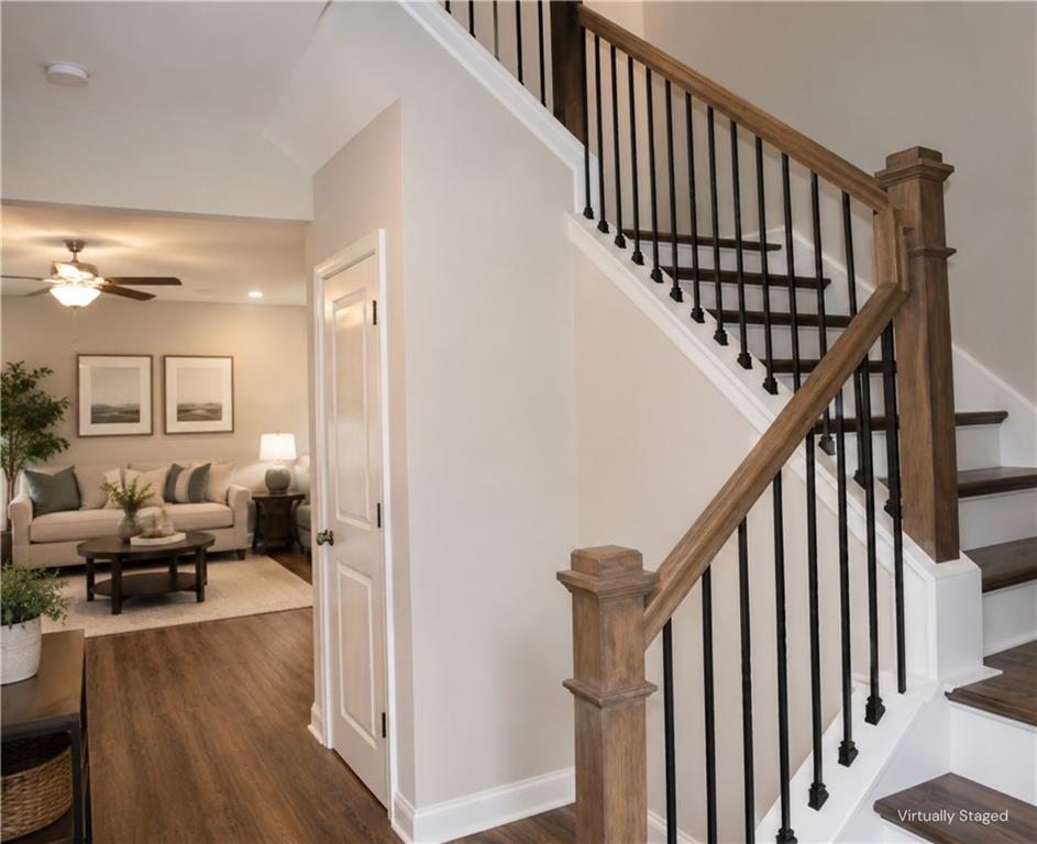 4286 Waxwing Street