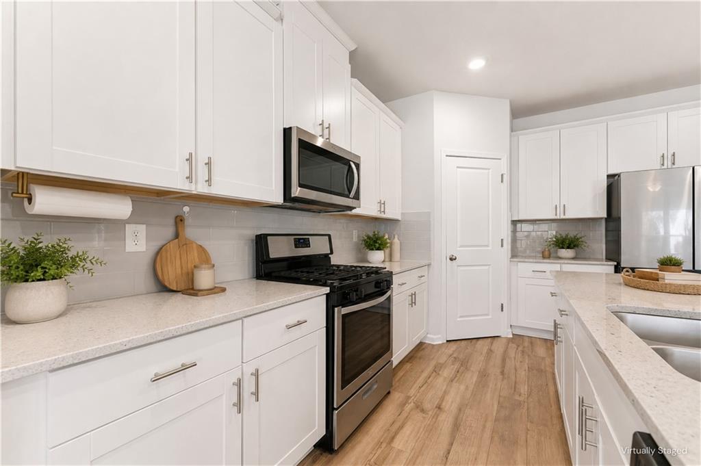 1665 Villageside Court
