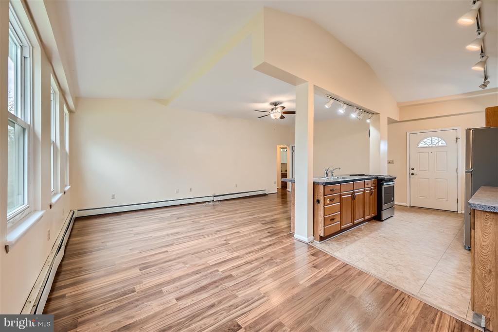 716 S CAMP MEADE ROAD Unit: A