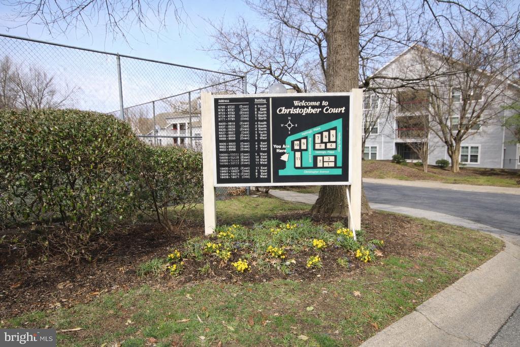 9836 HELLINGLY PLACE 106