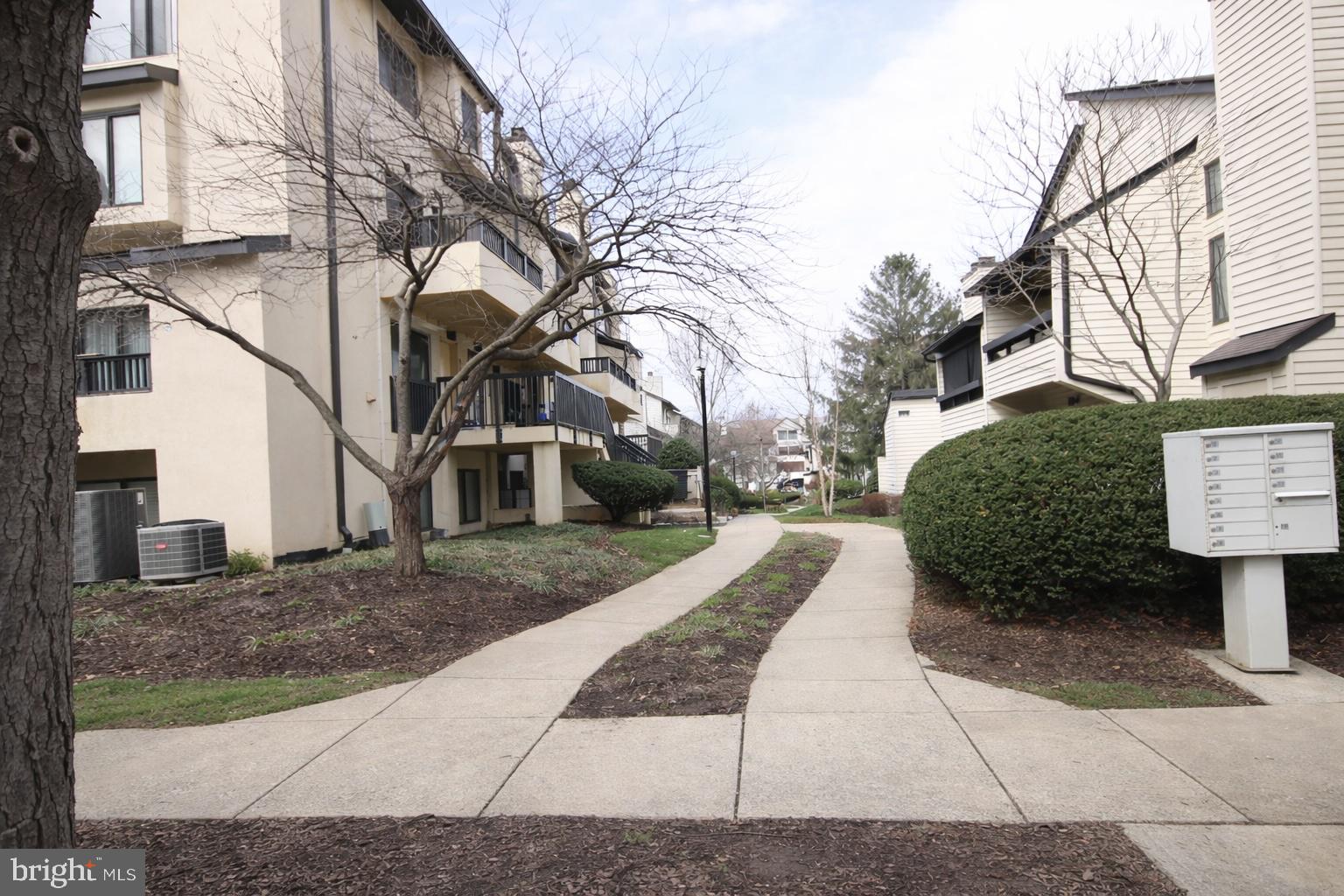 9836 HELLINGLY PLACE 106